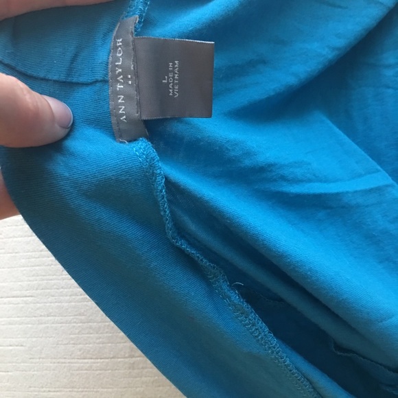 Ann Taylor cardigan - Picture 2 of 2